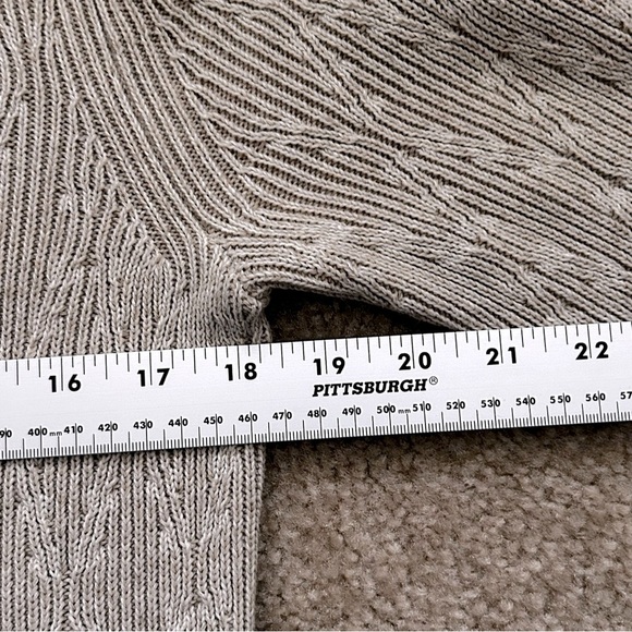 Tommy Bahama Quarter Zip Pullover Sweater - Picture 7 of 8